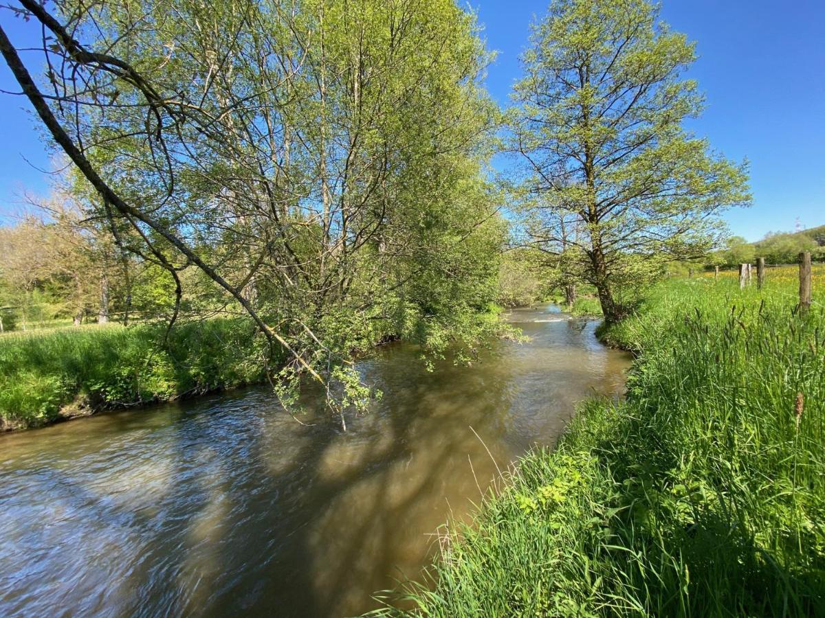 Le Héron - Gîte de charme avec rivière - 6 ou 10 personnes Fauvillers Exterior foto