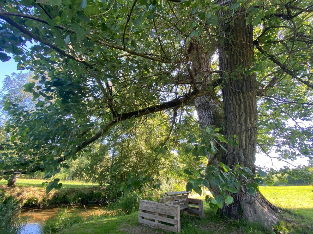 Le Héron - Gîte de charme avec rivière - 6 ou 10 personnes Fauvillers Exterior foto
